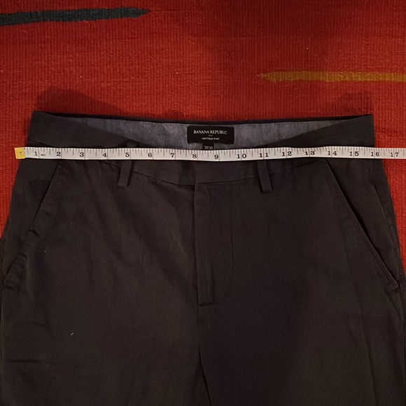 Banana Republic - Kentfield Pant - size 31x30 - Picture 3 of 6